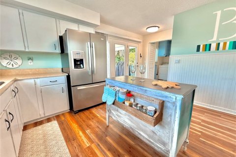 House in Flagler Beach, Florida 3 bedrooms, 199.28 sq.m. № 1847506 - photo 19