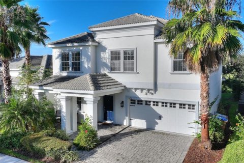 House in Davenport, Florida 4 bedrooms, 274.43 sq.m. № 1899572 - photo 1