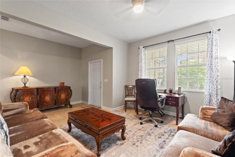 House in Davenport, Florida 4 bedrooms, 274.43 sq.m. № 1899572 - photo 4