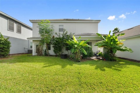 House in Davenport, Florida 4 bedrooms, 274.43 sq.m. № 1899572 - photo 29