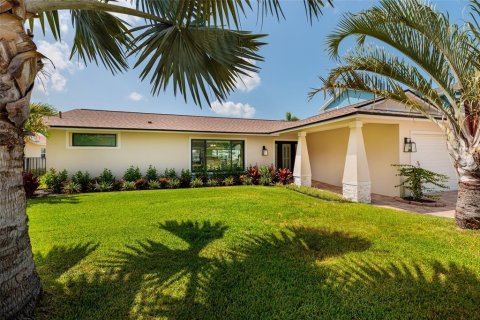 Villa ou maison à vendre à Treasure Island, Floride: 3 chambres, 196.77 m2 № 2419172 - photo 4