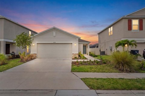 Casa en Palmetto, Florida 3 dormitorios, 133.04 m2 № 2104738