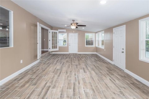House in Jacksonville, Florida 3 bedrooms, 349.22 sq.m. № 1617938 - photo 14