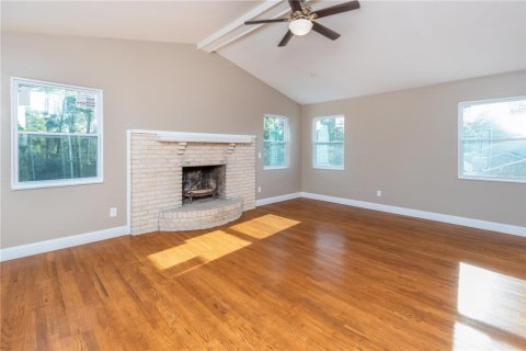 House in Jacksonville, Florida 3 bedrooms, 349.22 sq.m. № 1617938 - photo 25