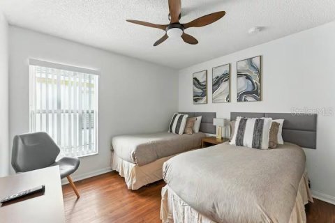 Villa ou maison à vendre à Kissimmee, Floride: 4 chambres, 176.51 m2 № 2289745 - photo 18