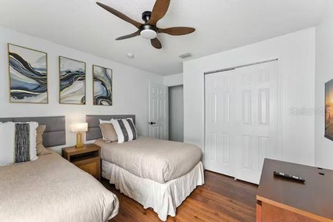 Villa ou maison à vendre à Kissimmee, Floride: 4 chambres, 176.51 m2 № 2289745 - photo 21