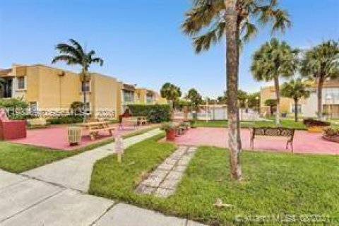 Condo à Miami, Floride, 1 chambre  № 1996938