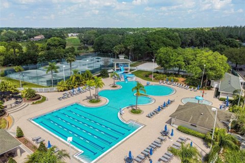 Casa en venta en Tampa, Florida, 4 dormitorios, 342.16 m2 № 2383658 - foto 4