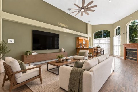Casa en venta en Tampa, Florida, 4 dormitorios, 342.16 m2 № 2383658 - foto 5