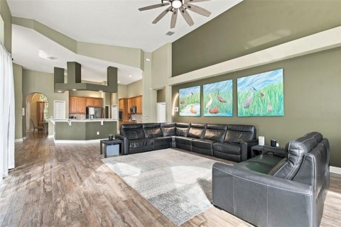 Casa en venta en Tampa, Florida, 4 dormitorios, 342.16 m2 № 2383658 - foto 14