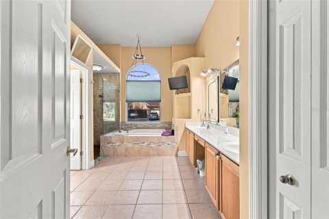 Casa en venta en Tampa, Florida, 4 dormitorios, 342.16 m2 № 2383658 - foto 21