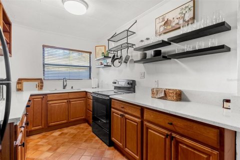 Villa ou maison à louer à Saint Petersburg, Floride: 2 chambres, 84.45 m2 № 1543518 - photo 11