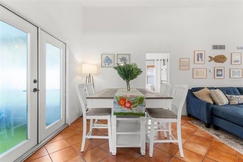 Villa ou maison à louer à Saint Petersburg, Floride: 2 chambres, 84.45 m2 № 1543518 - photo 9