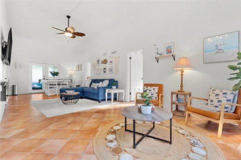 Villa ou maison à louer à Saint Petersburg, Floride: 2 chambres, 84.45 m2 № 1543518 - photo 6