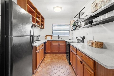 Villa ou maison à louer à Saint Petersburg, Floride: 2 chambres, 84.45 m2 № 1543518 - photo 10