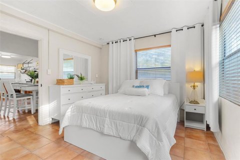 Villa ou maison à louer à Saint Petersburg, Floride: 2 chambres, 84.45 m2 № 1543518 - photo 14