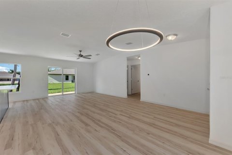 Casa en venta en North Port, Florida, 3 dormitorios, 137.68 m2 № 1555366 - foto 30