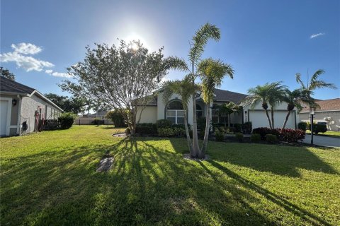 Casa en alquiler en Sarasota, Florida, 4 dormitorios, 224.92 m2 № 1648556 - foto 1