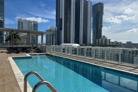 Снять в аренду кондоминиум в Майами, Флорида 1 спальня, 52.03м2, № 2000605 - фото 25