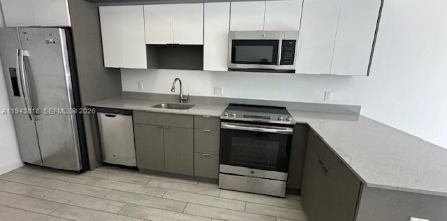 Кондоминиум с 1 спальней в Майами, Флорида № 2000605