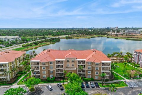 Condo in Orlando, Florida, 2 bedrooms № 2233156 - photo 30