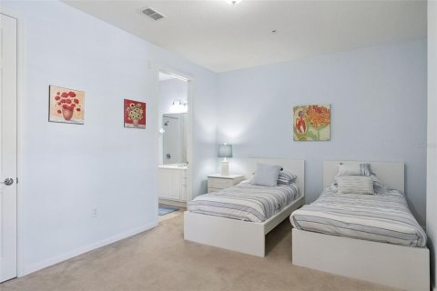 Condo in Orlando, Florida, 2 bedrooms № 2233156 - photo 20
