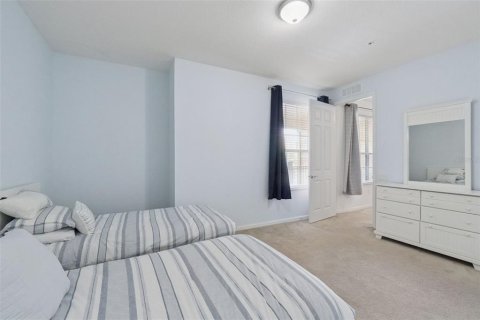 Condo in Orlando, Florida, 2 bedrooms № 2233156 - photo 16