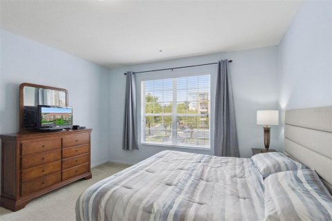Condo in Orlando, Florida, 2 bedrooms № 2233156 - photo 17