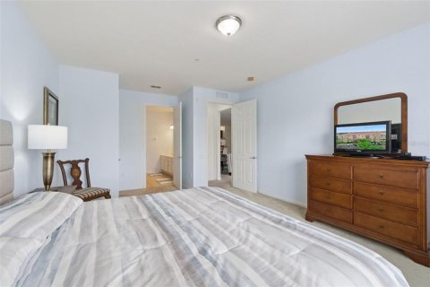 Condo in Orlando, Florida, 2 bedrooms № 2233156 - photo 15