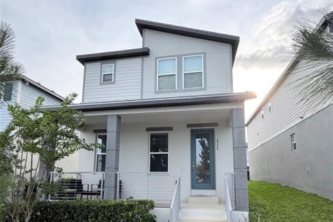 House in Winter Garden, Florida 3 bedrooms, 166.11 sq.m. № 2227828