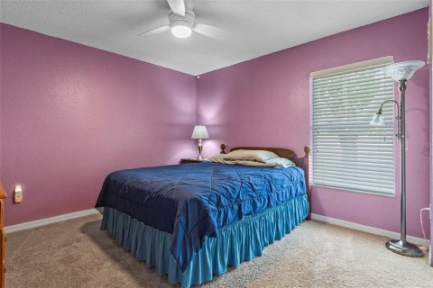 House in Spring Hill, Florida 4 bedrooms, 190.26 sq.m. № 2095253 - photo 28