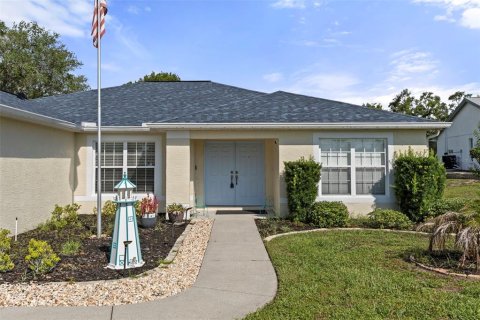 House in Spring Hill, Florida 4 bedrooms, 190.26 sq.m. № 2095253 - photo 4