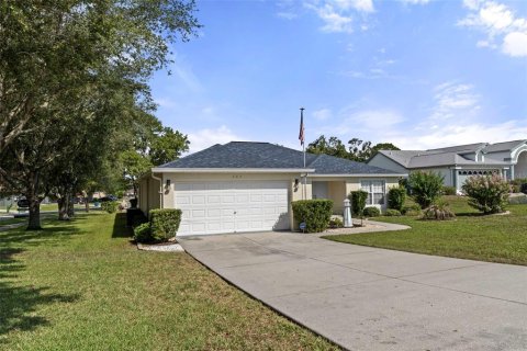 House in Spring Hill, Florida 4 bedrooms, 190.26 sq.m. № 2095253 - photo 3