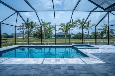 House in Rotonda, Florida 3 bedrooms, 208.57 sq.m. № 1687116 - photo 29
