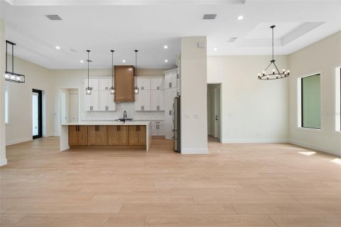 House in Rotonda, Florida 3 bedrooms, 208.57 sq.m. № 1687116 - photo 8