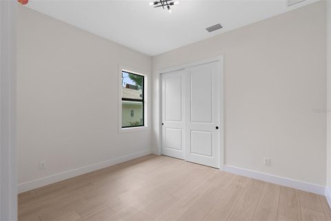 House in Rotonda, Florida 3 bedrooms, 208.57 sq.m. № 1687116 - photo 22