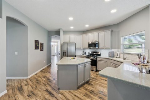 Villa ou maison à vendre à Haines City, Floride: 3 chambres, 221.48 m2 № 2103669 - photo 8