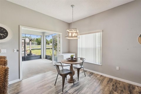 Villa ou maison à vendre à Haines City, Floride: 3 chambres, 221.48 m2 № 2103669 - photo 10