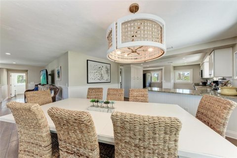 Villa ou maison à vendre à Anna Maria, Floride: 5 chambres, 263.66 m2 № 1791892 - photo 24