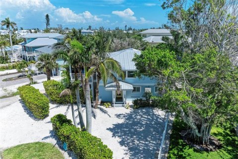 Villa ou maison à vendre à Anna Maria, Floride: 5 chambres, 263.66 m2 № 1791892 - photo 4