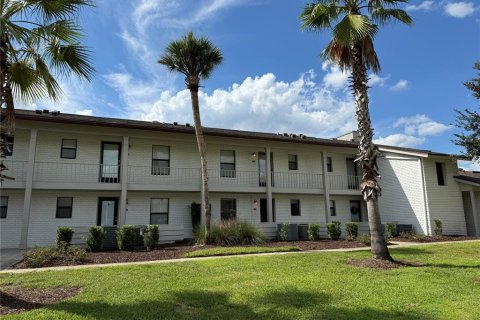 Condo à Orlando, Floride, 2 chambres  № 2425409