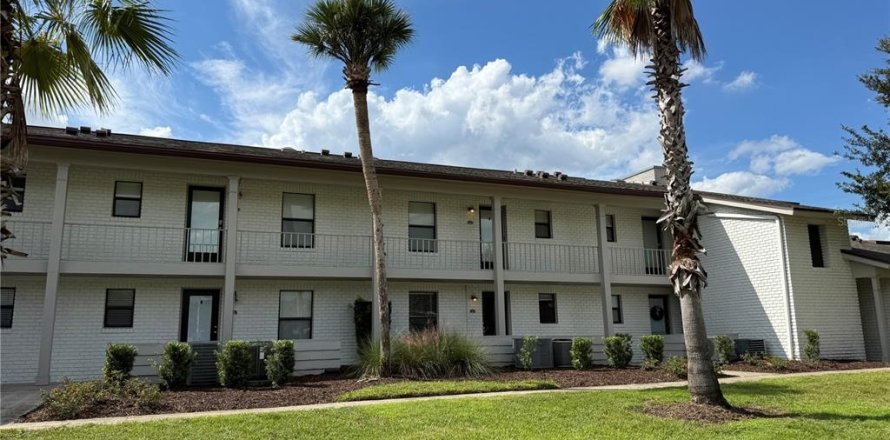 Condo à Orlando, Floride, 2 chambres  № 2425409