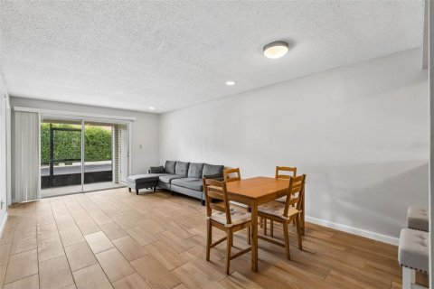Copropriété à louer à Orlando, Floride: 2 chambres, 82.68 m2 № 2425409 - photo 16