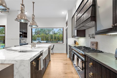 Casa en venta en Palm Beach Gardens, Florida, 5 dormitorios, 559.92 m2 № 1921787 - foto 10
