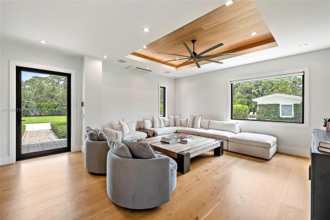 Casa en venta en Palm Beach Gardens, Florida, 5 dormitorios, 559.92 m2 № 1921787 - foto 12