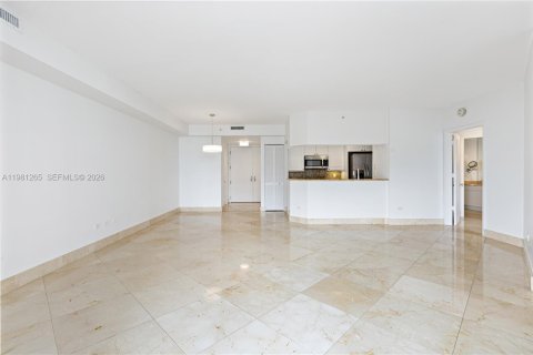 Condo in Miami, Florida, 1 bedroom  № 2052938 - photo 12