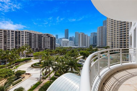 Condo in Miami, Florida, 1 bedroom  № 2052938 - photo 4