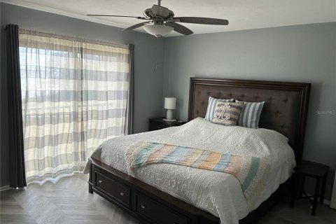 Condo in Clearwater, Florida, 2 bedrooms  № 212677 - photo 25