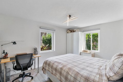 Купить виллу или дом в Майами, Флорида 3 спальни, 111.58м2, № 2044926 - фото 17