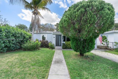 Купить виллу или дом в Майами, Флорида 3 спальни, 111.58м2, № 2044926 - фото 2